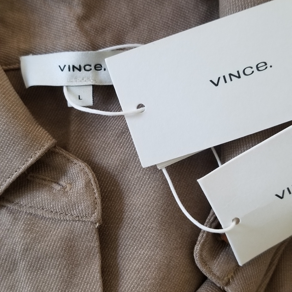VINCE Twill Button Down Dress Shirt Size L Large Camel Tan Beige - Picture 6 of 7